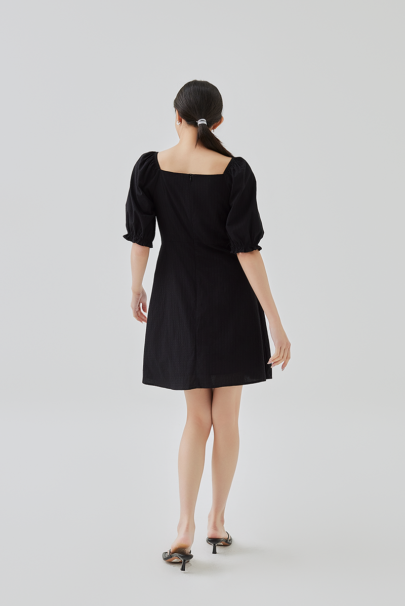 Dephny Peasant Sleeves Dress in Black