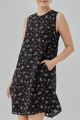 Gracey Floral Shift Dress in Black