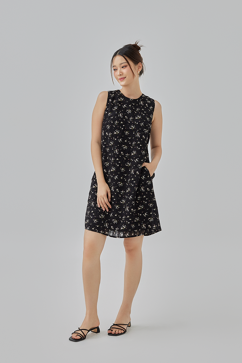 Gracey Floral Shift Dress in Black