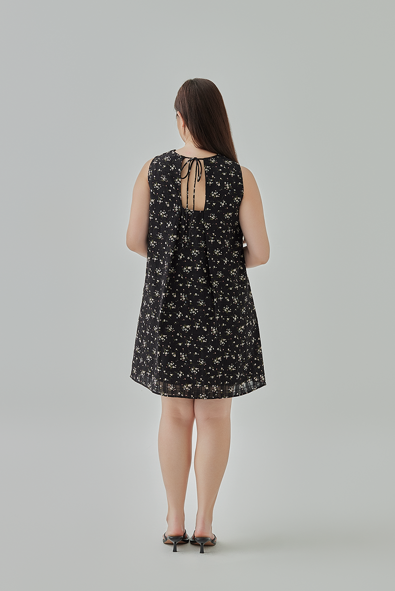 Gracey Floral Shift Dress in Black