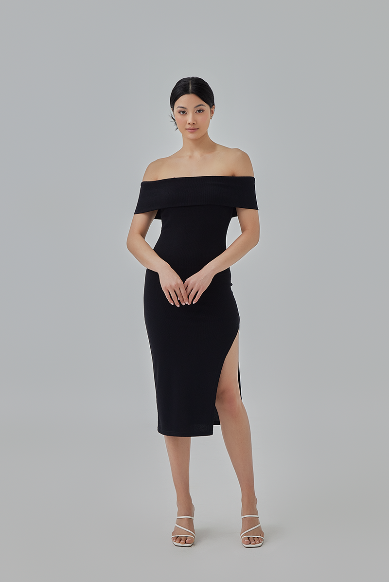 Mei Off-Shoulder Bodycon Dress in Black