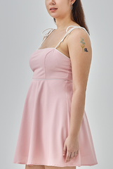 Ayleen Contrast Binding Skater Dress in Pink