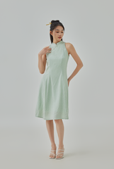 Daphnie Embossed Silk Cheongsam