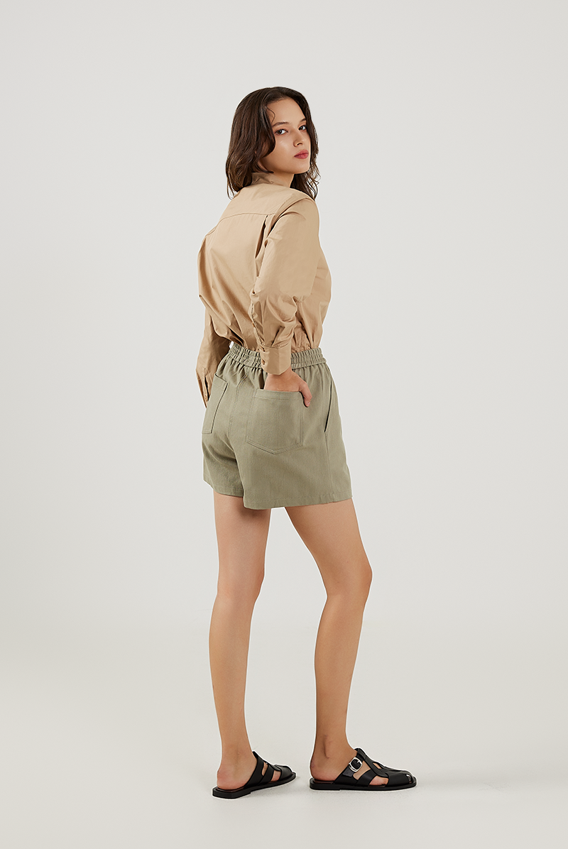 Elastic Waist Shorts in Tea