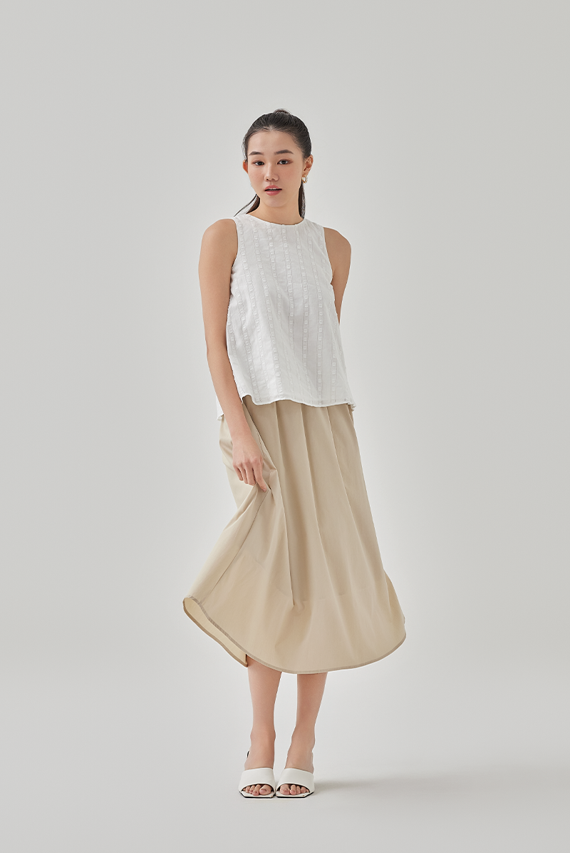 Aaira Textured Self-Tie Ribbon Top in White