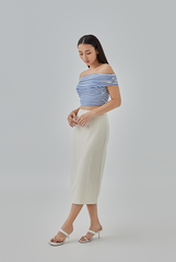 Emi Pencil Slit Skirt in Oat 