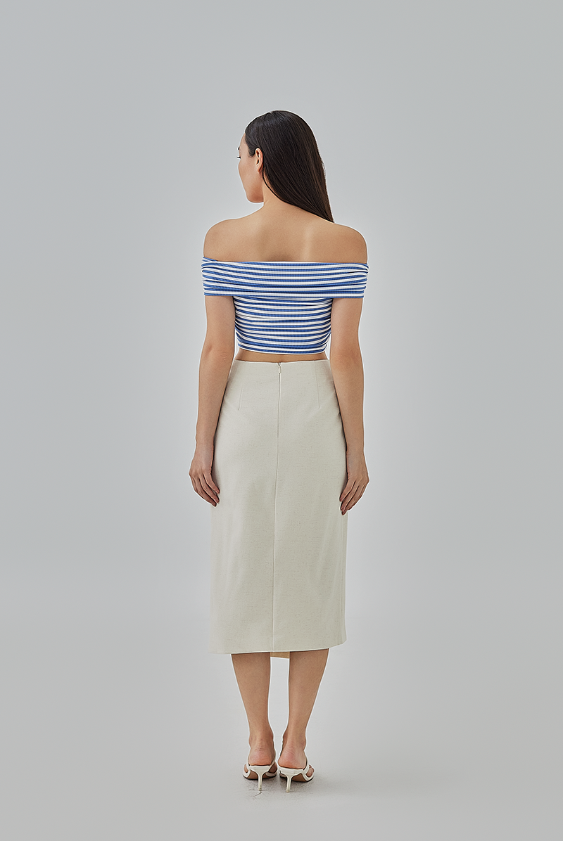 Emi Pencil Slit Skirt in Oat 