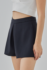 Maisie Kick Pleat Shorts in Dark Grey